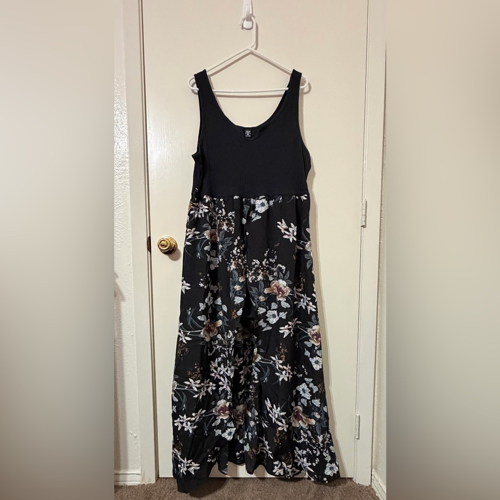 SHEIN Black Floral Maxi Dress